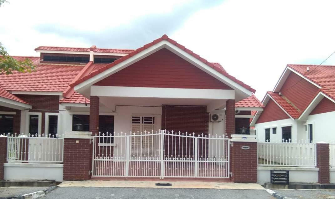 Seri Homestay 293 Sungai Petani Exteriér fotografie